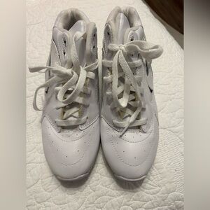 Nike Air color change panel cheer shoe